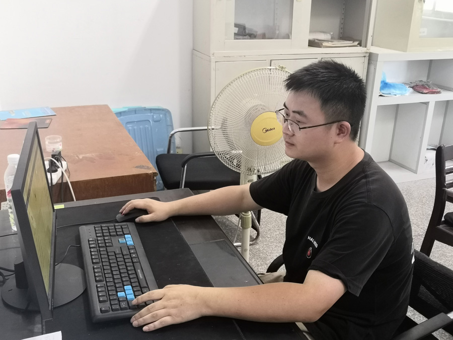 2022年度广东会gdh医药优秀科技奋斗者——雷智斌